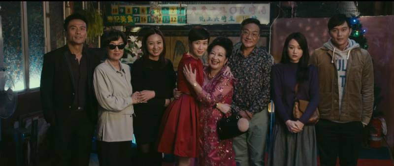 無綫 事緣就是這套電影版的《十月初五的月光》因為拍攝延期，而TVB要追討額外的演員費用。