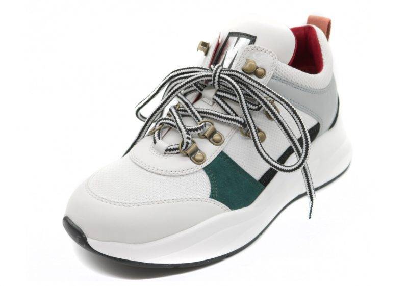 防疫指南 Millie’s白色綠間波鞋 特價HK$399 (原價HK$1,399)