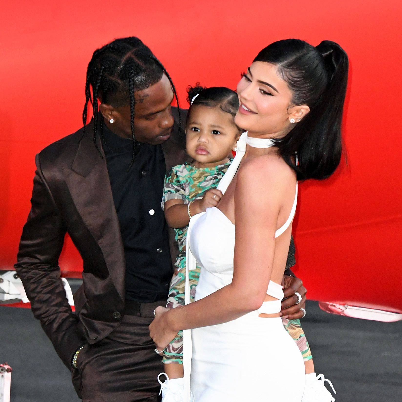 Travis Scott Rapper Travis Scott與前度Kylie Jenner育有一名女兒，二人於2019年分手。