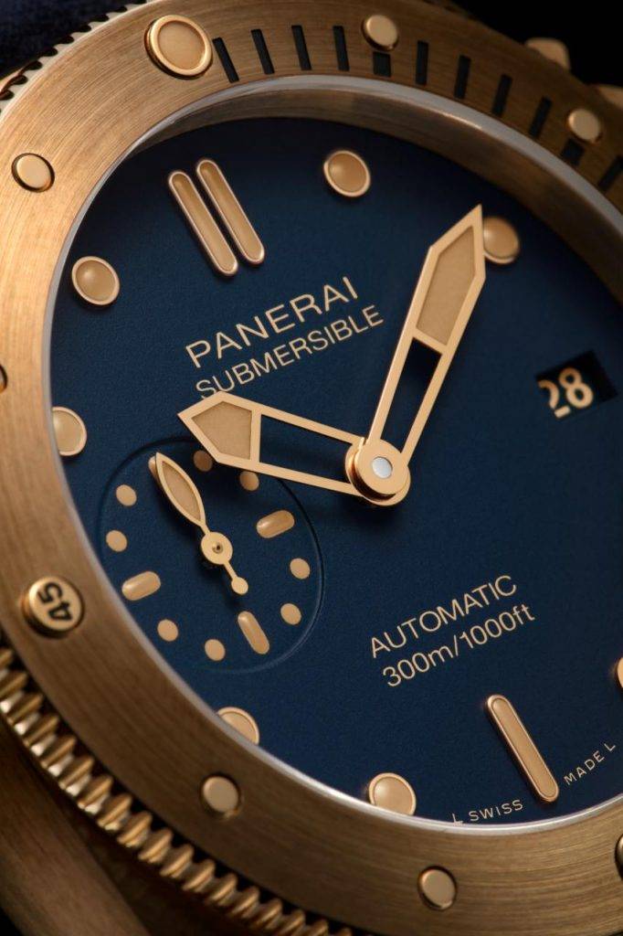Panerai 青銅使用於沛納海42mm錶款中，屬於品牌首次