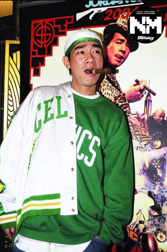 2000年 陳小春有一段時間因應潮流跟風著Hip-Hop