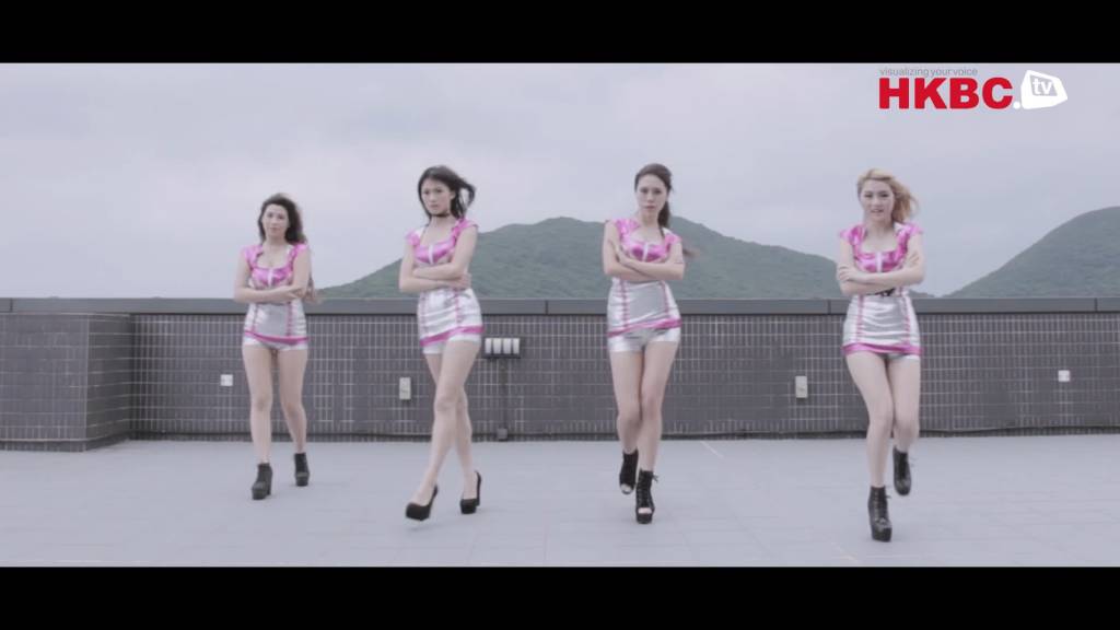 女團 香港 之後仲出個「豪華亮麗版」的MV。
