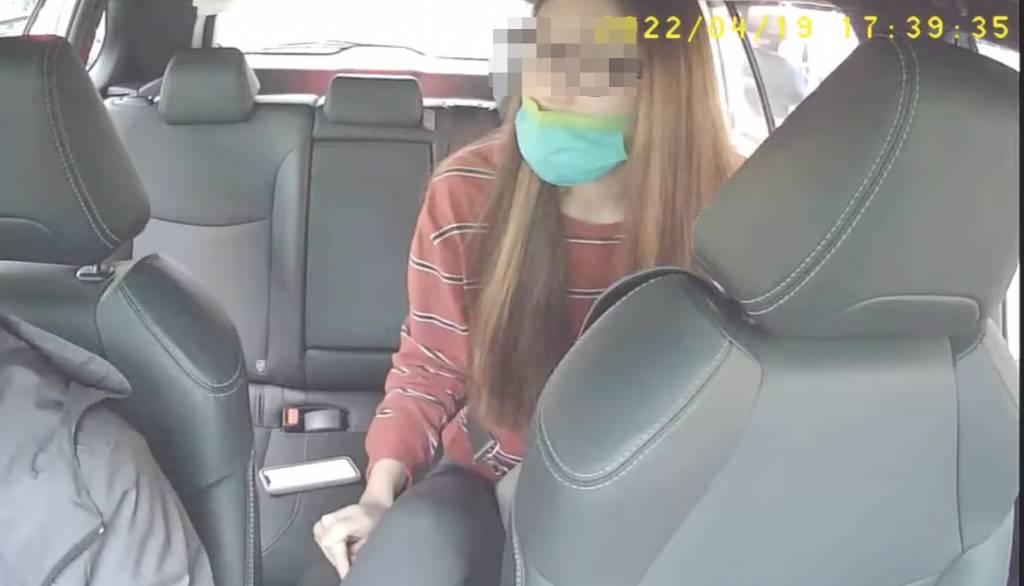 西客 女乘客質問司機全身乾不乾淨，甚至更問及男性性器官，有性騷擾之嫌。