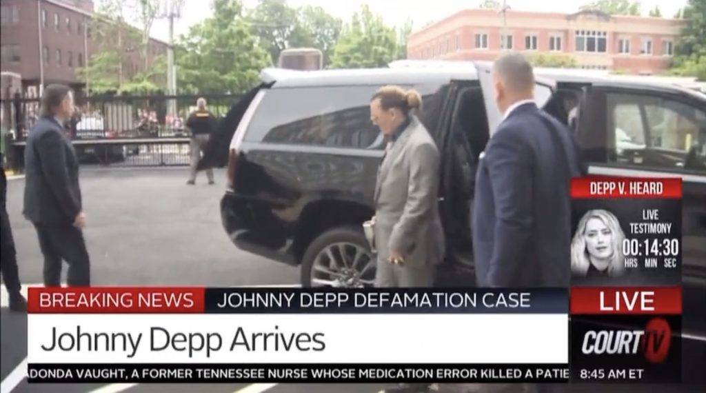 Johnny Depp官司 Johnny Depp到場深受歡迎。