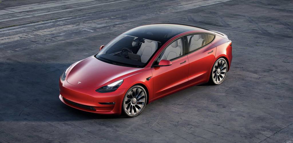 Tesla Model Y 降價 Tesla Model Y竟超級大降價 Model 3