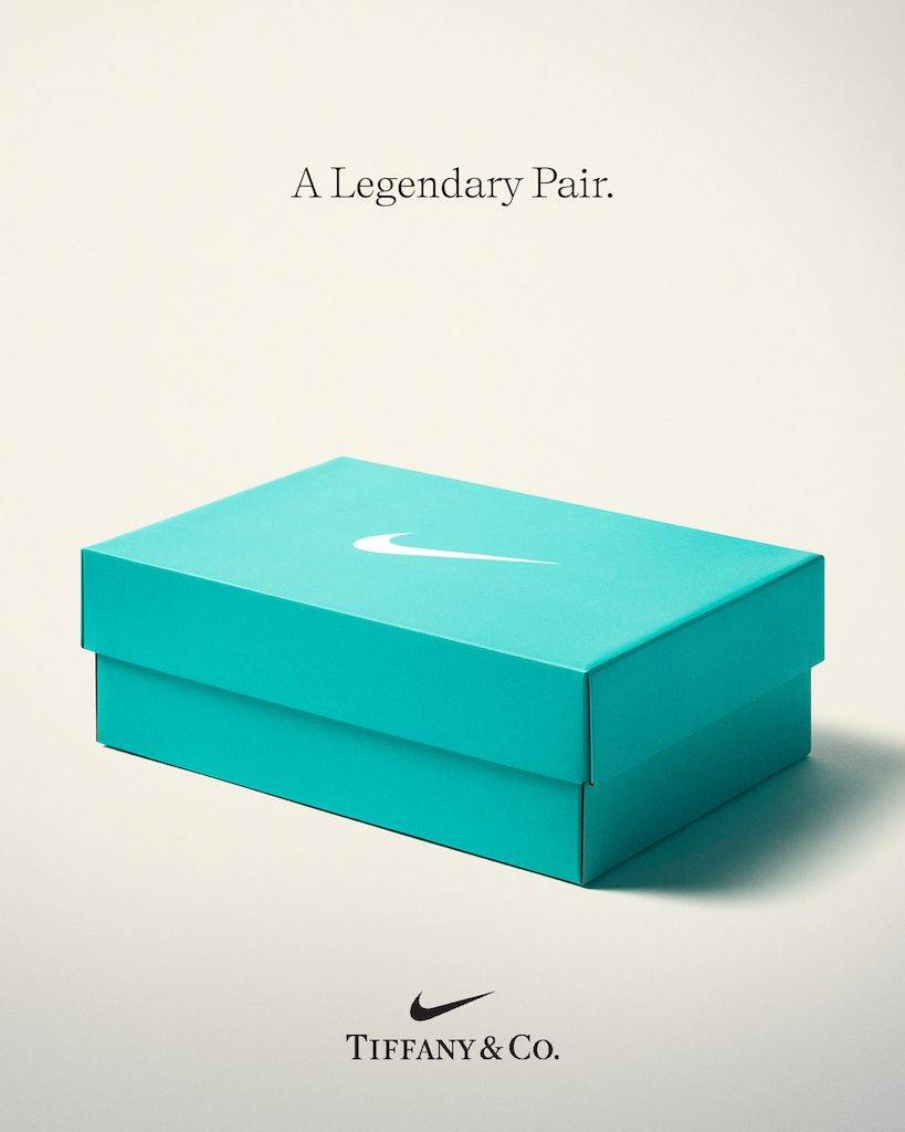 Tiffany & Co. X Nike 系列 Tiffany & Co. X Nike 系列 Tiffany & Co. X Nike A Legendary Pair Tiffany & Co. X Nike A Legendary Pair
