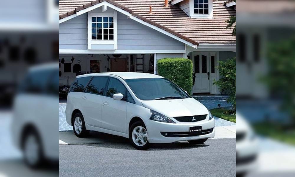 Mitsubishi Grandis｜年份價錢、外形、規格及賣點一覽