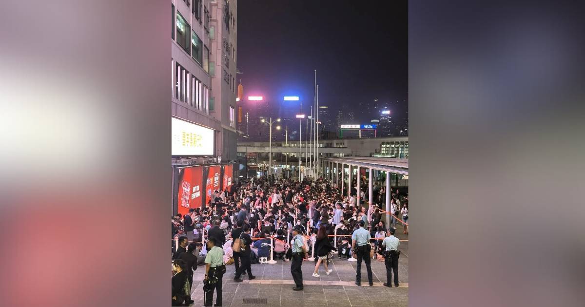 Chiikawa限定店排隊打蛇餅！　千人海港城搶公仔　炒價飆10倍至4,200元