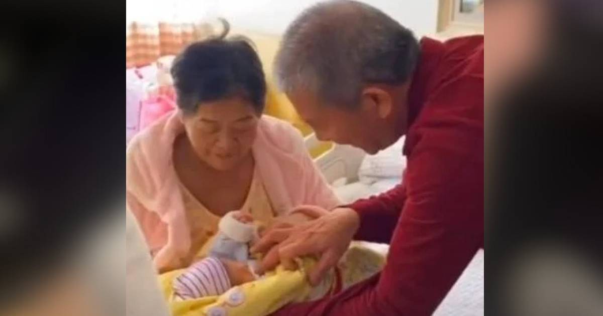 67歲高齡產婦奇蹟懷孕　不惜與子女斷絕關係堅持誕三胎　5年後近況曝光