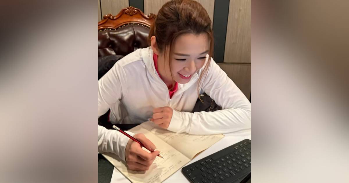 42歲呂慧儀半工讀完成牛津課程　原來修讀科大神科學霸出身　網民：好上進