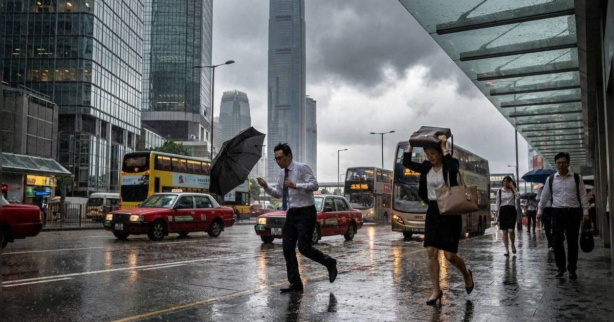天文台緊急提示｜強雷雨區殺到香港！未來兩三小時天氣大變 週末天氣更差？