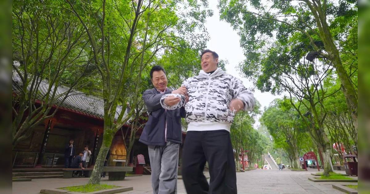 江湖見｜麥長青遊樂山大佛問有無火麒麟？黎耀祥一句神回再自嘲肥麟臂